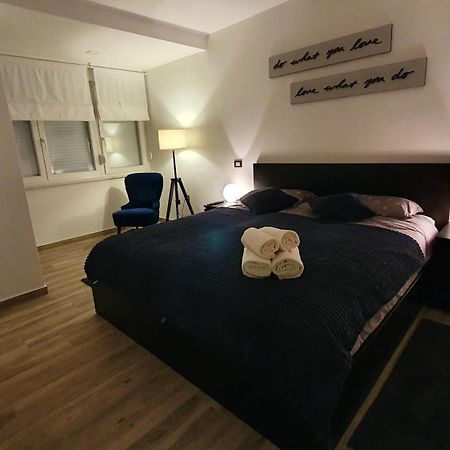 Vela Grota Apartment Rijeka Ngoại thất bức ảnh