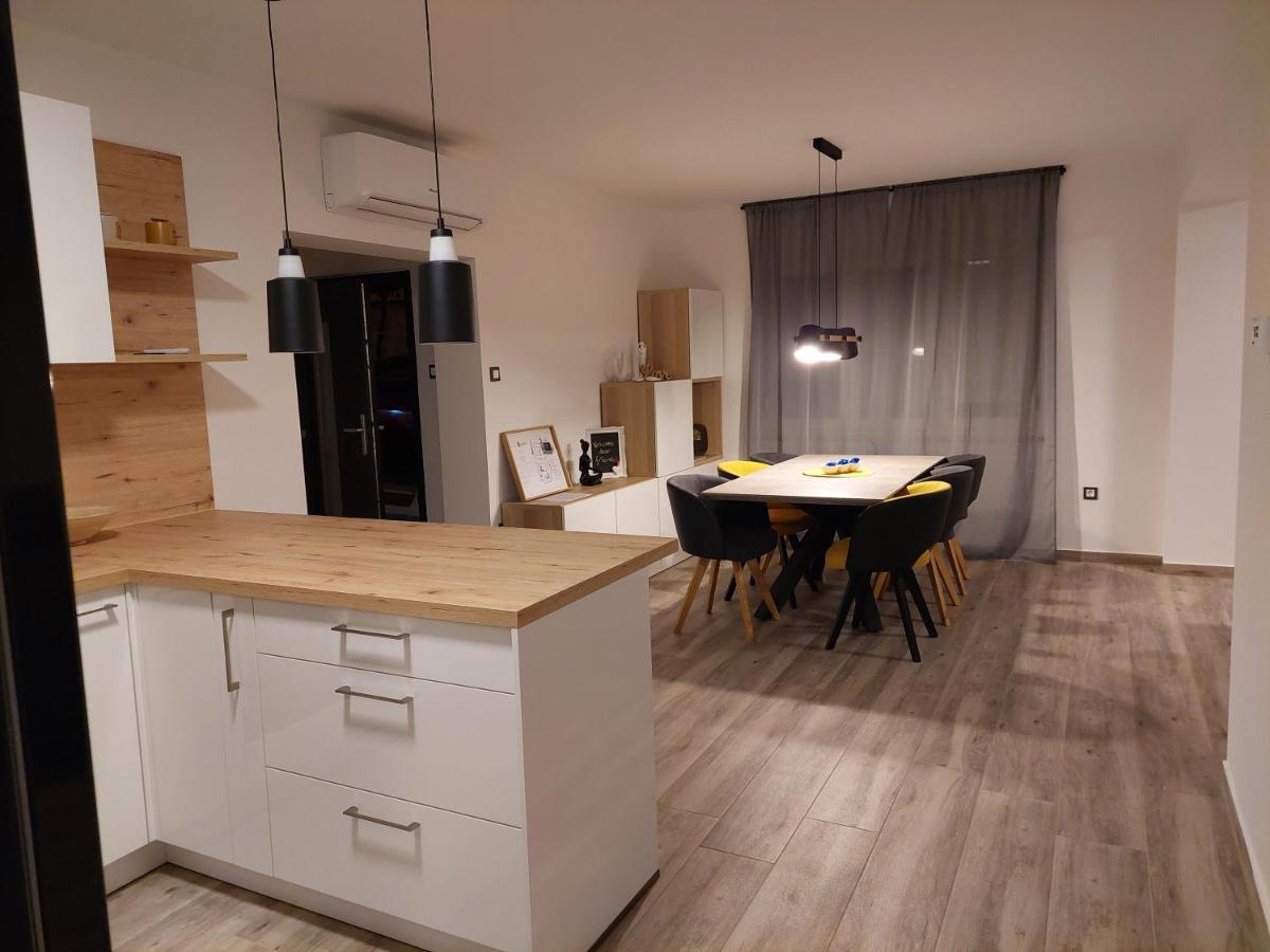 Vela Grota Apartment Rijeka Ngoại thất bức ảnh